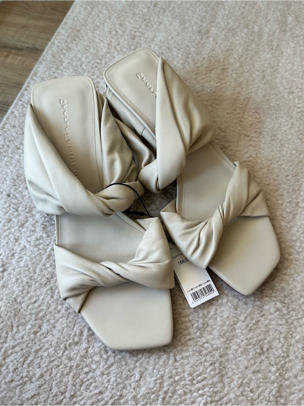 Adolfo Dominguez Cream Leather Twisted Sandals NWT Size 8.5
